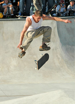 barley-kickflip.jpg