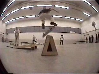 ian-kickflip.jpg